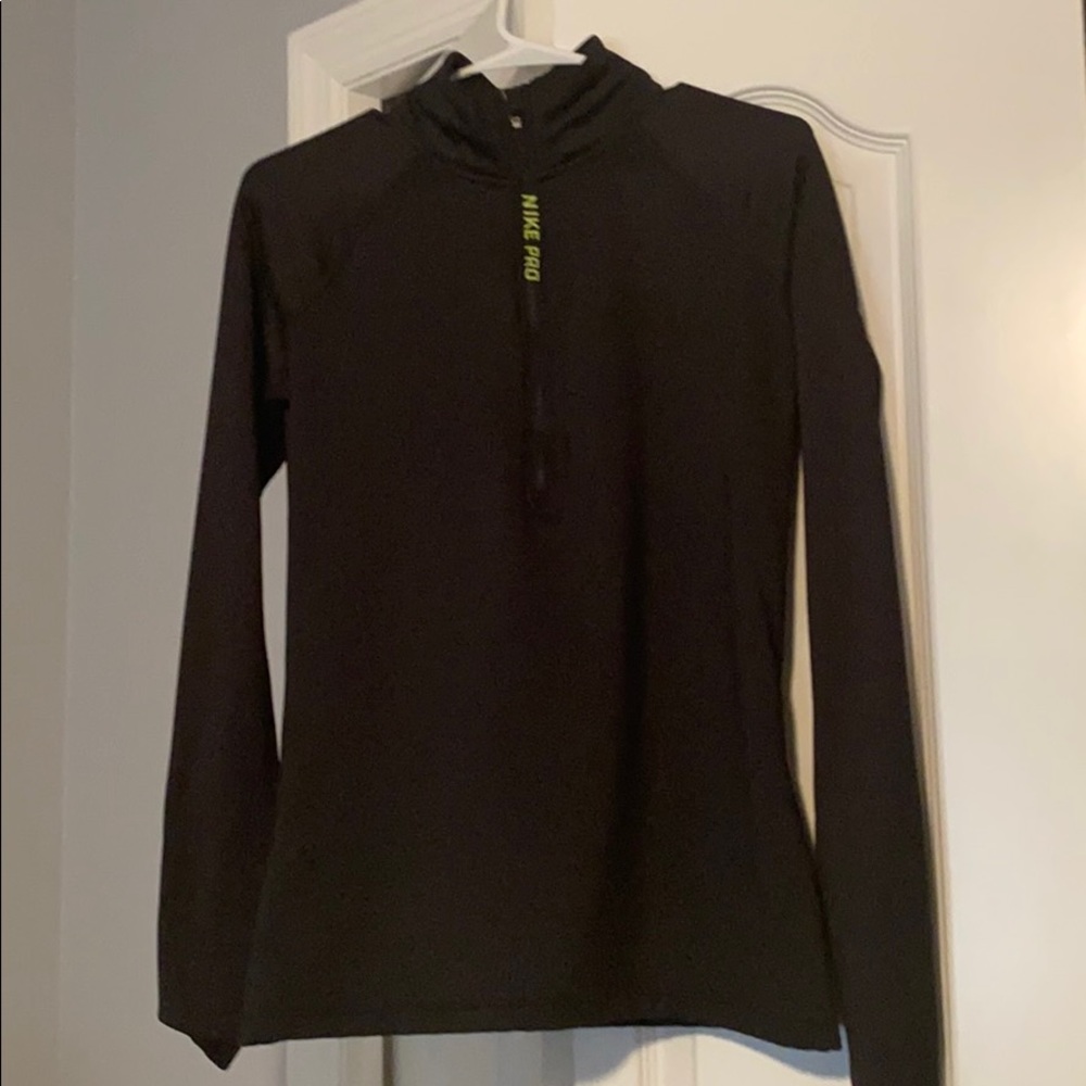 Nike pro half zip